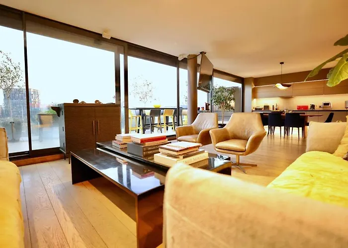 Luxury Apartment With Private Pool & Jacuzzi
